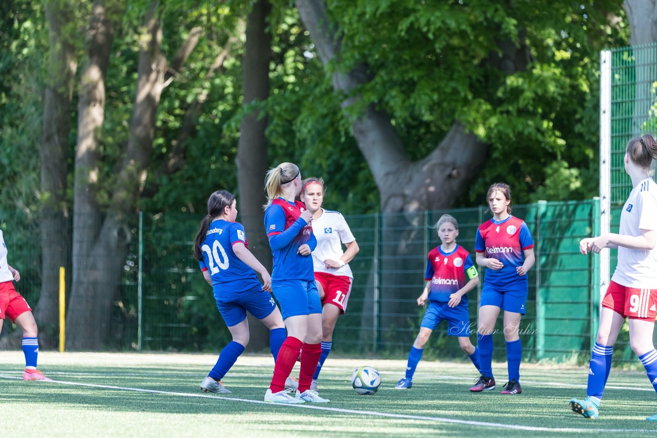 Bild 89 - wCJ Hamburger SV - VfL Pinneberg : Ergebnis: 9:0